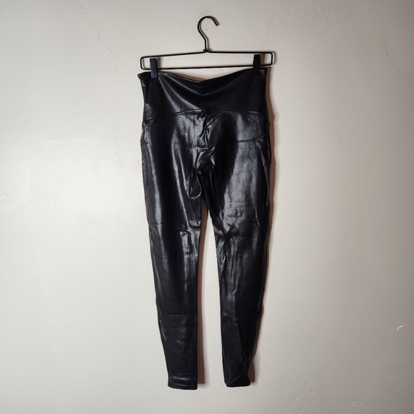 Spanx Faux Leather Black High Rise Leggings Size XL - Picture 3 of 7